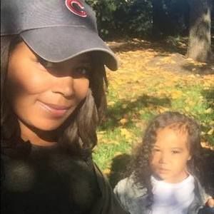 Meet your Posher, Latrea